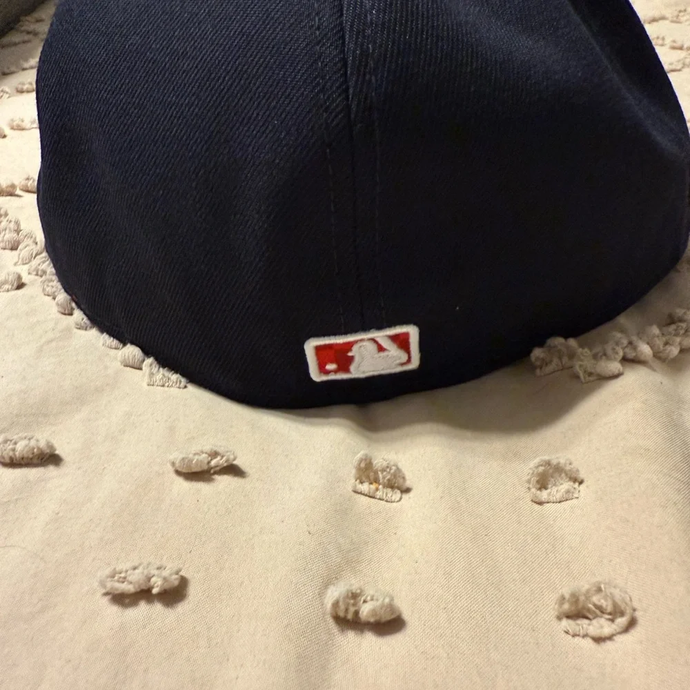 NWT Boston Red Sox New Era 59FIFTY Navy Baseball Cap 7 3/8 - Picture 4 of 4